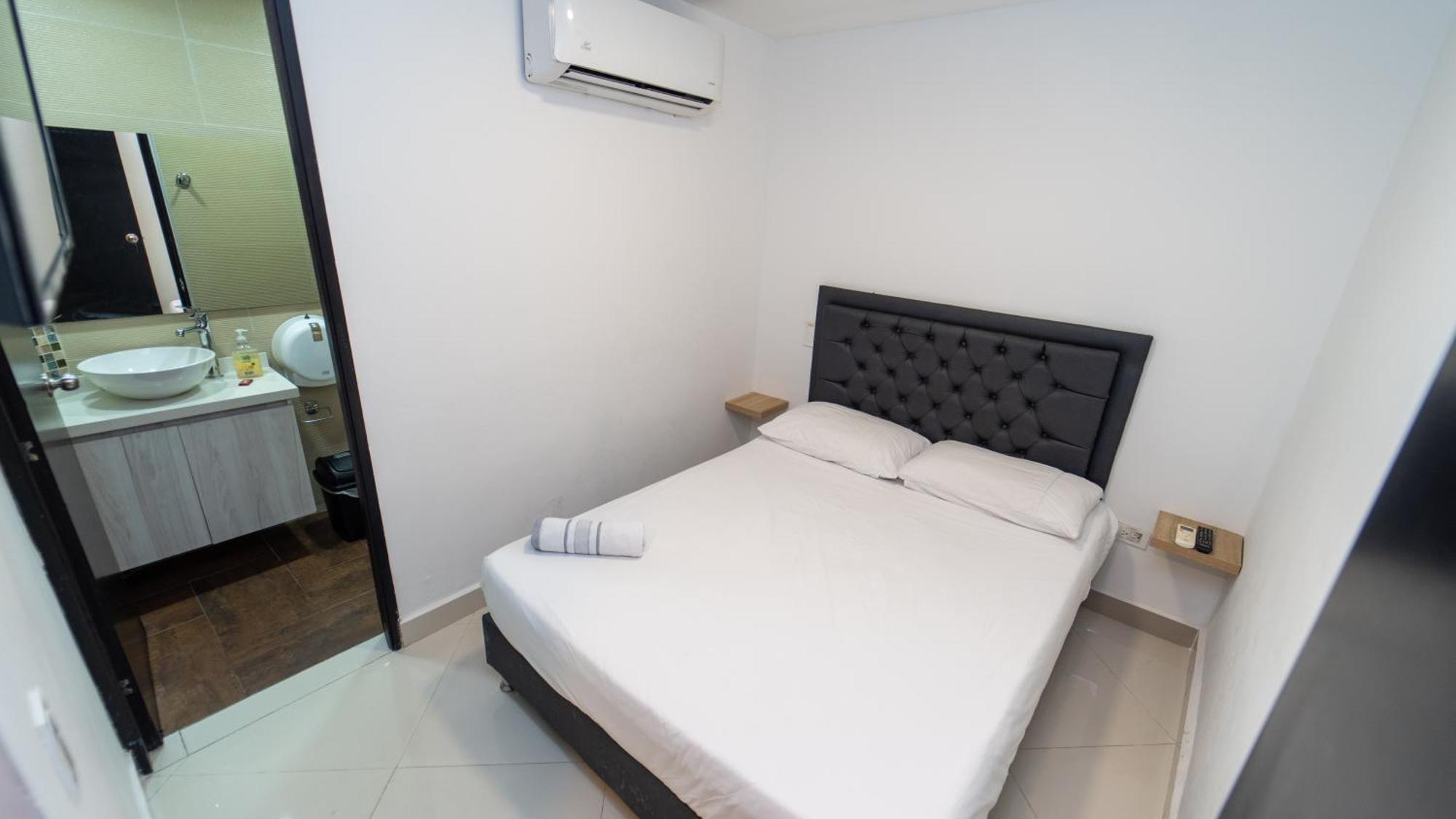 מדיין 79 Hotel מראה חיצוני תמונה